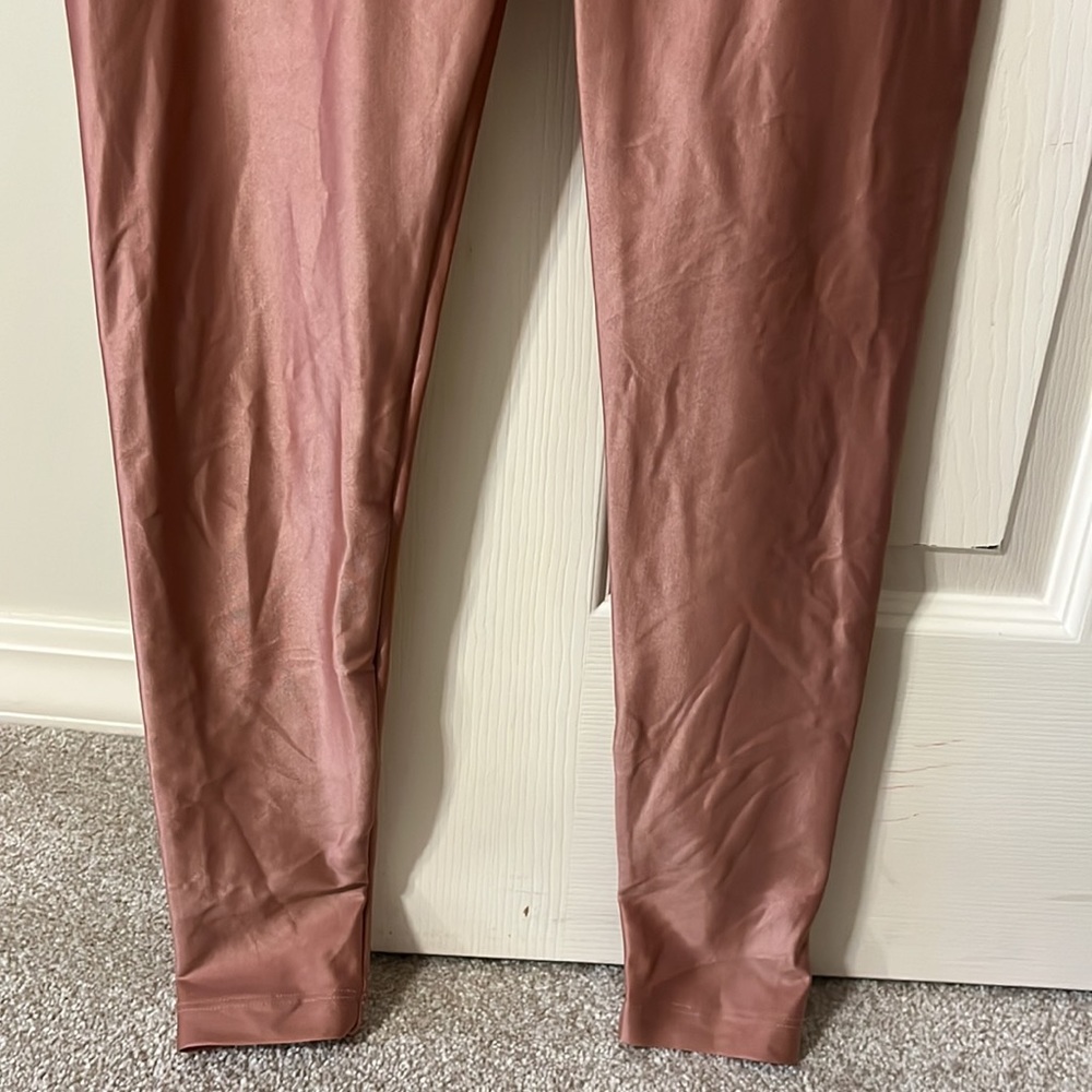 Koral Lustrous Infinity High Rise Legging - Picture 9 of 16